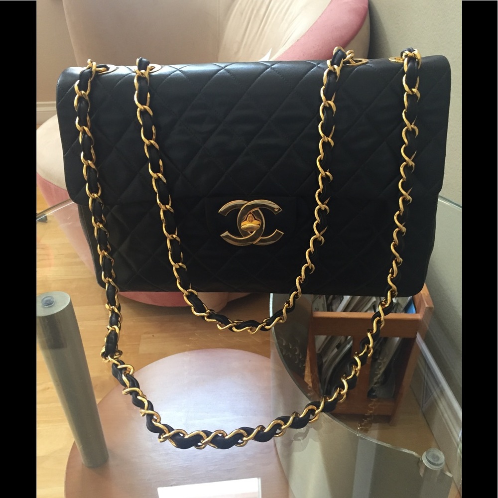 HP🔥CHANEL JUMBO QUILTED DOUBLE CHAIN SHOULDER BAG